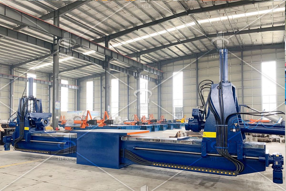 行李架&三維拉彎操作現場